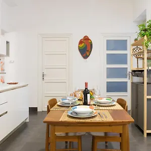 https://luxury-coa-apartment.sicilyhotelsitaly.net