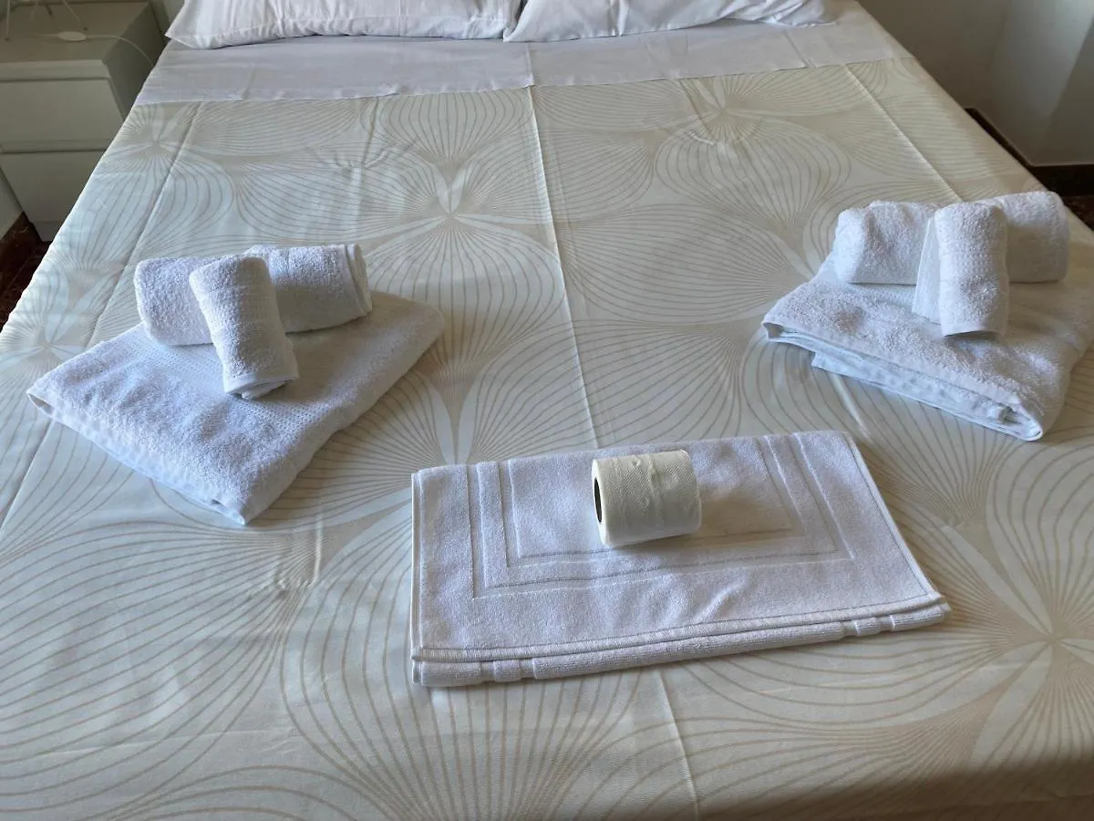 Panorama Home Central Station Palermo Bed & Breakfast